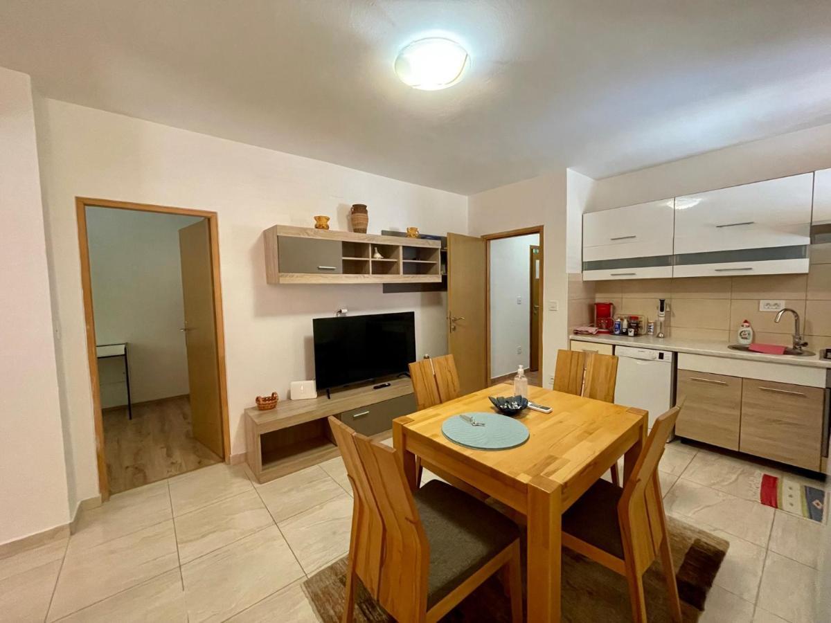 Lovro #1 & #2 Apartments 茨雷斯 外观 照片